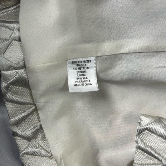 St. John Collection Metallic Pixelated Jacquard Topper Jacket and Dress Set 6 - Picture 12 of 15